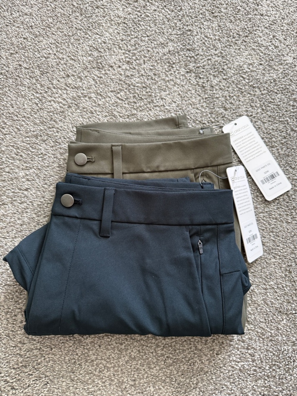 Pair of Stretch Golf Pants in Olive and True Navy
